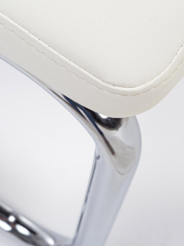 Sedia in similpelle e metallo Thelma colore bianco