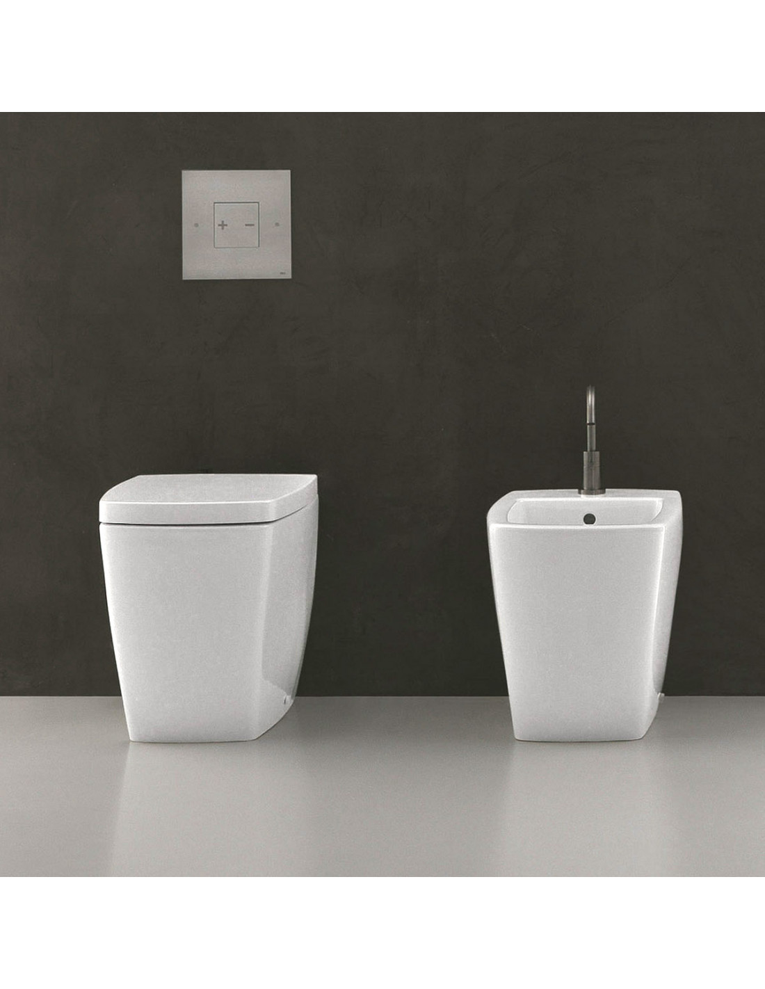 AXA X-TRE - Sanitari bagno...