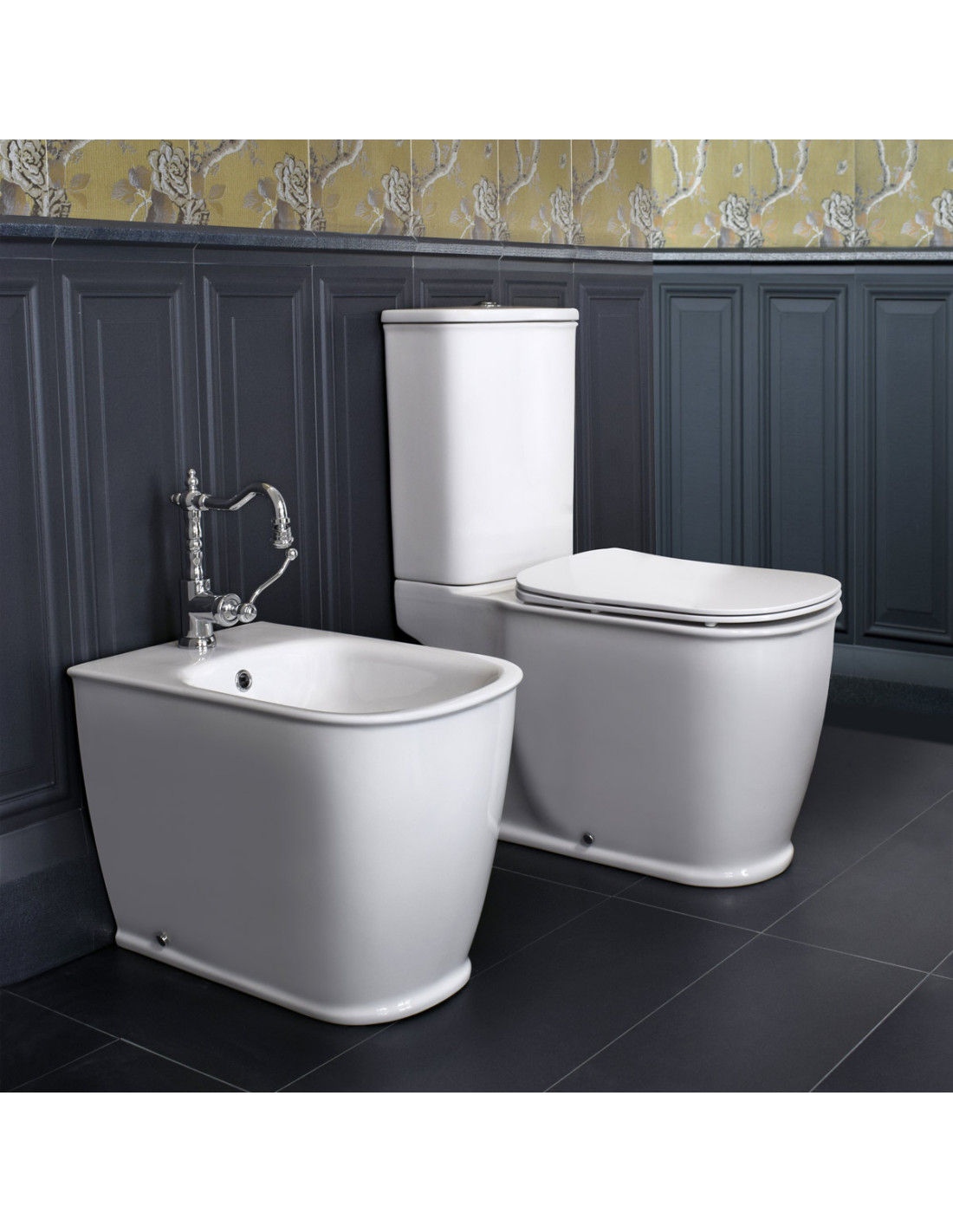 EPOCA-Sanitari-bagno-filomuro-wc-monoblocco-sedile-soft-close-bidet-ceramica-design-classico