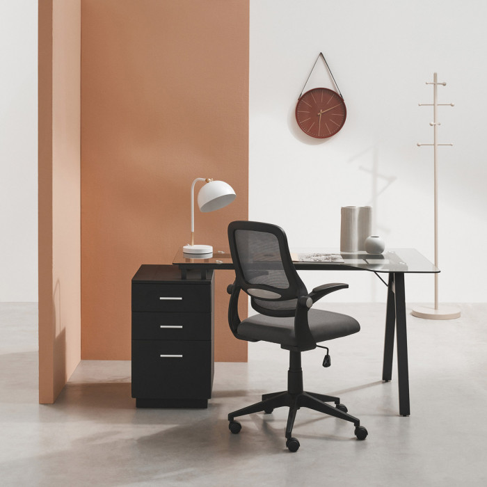 poltrona-ufficio-girevole-in-tessuto-nero-lyon-braccioli-ribaltabili