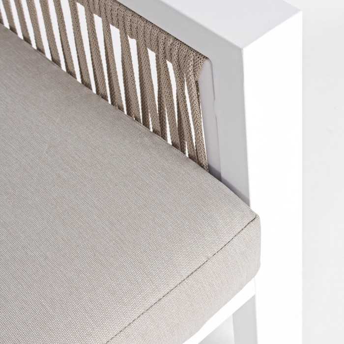 Set salotto Captiva giardino moderno 4 posti con tavolino in alluminio Bianco e cuscini imbottiti