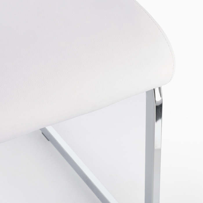 sedie resistenti moderne struttura metallo cromato seduta in similpelle bianco chyra