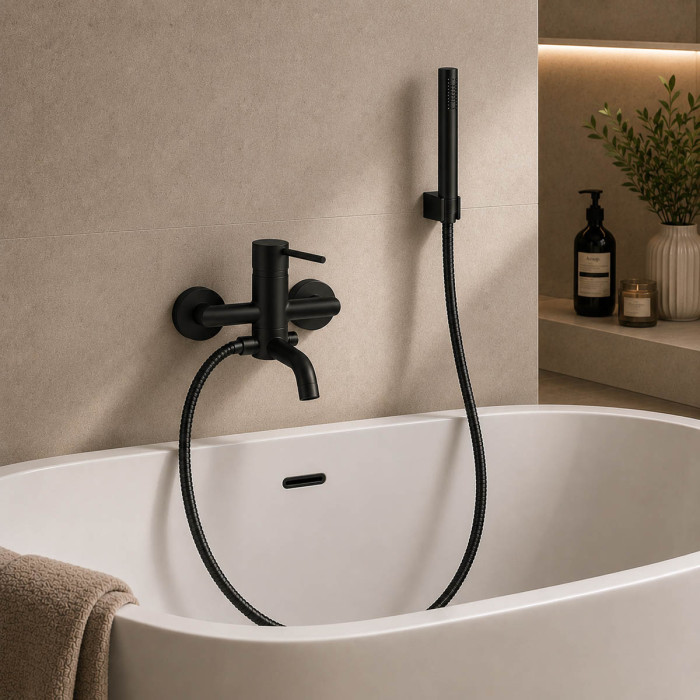 miscelatore-gruppo-vasca-essenza-nero-opaco-bagno-minimal