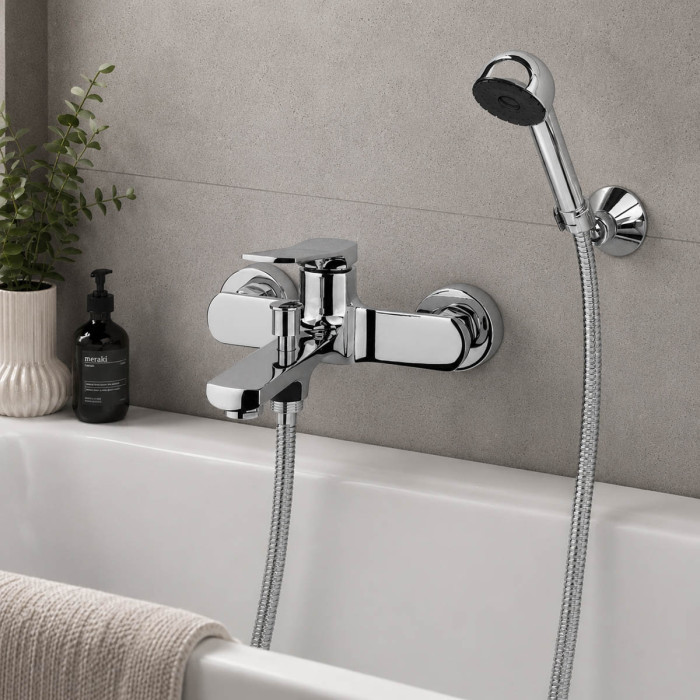 miscelatore-esterno-vasca-bagno-moon-ottone-con-kit-doccetta-cromo-made-in-italy