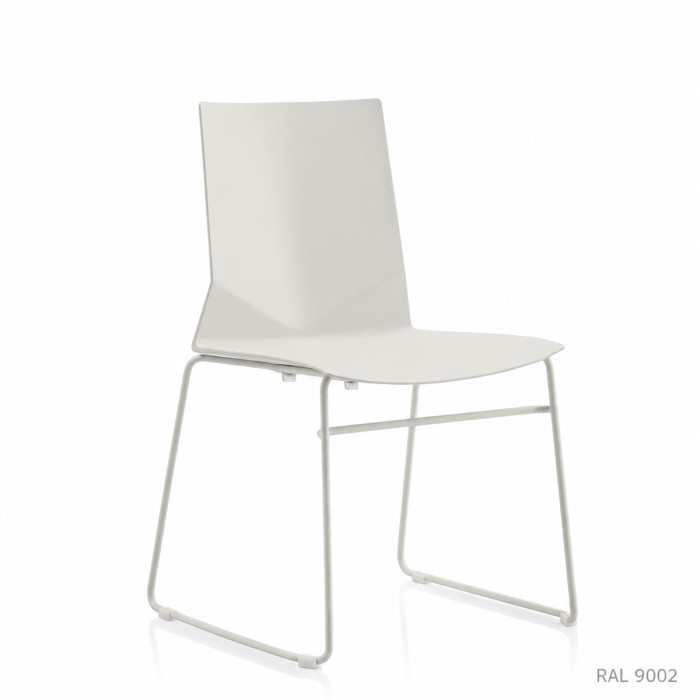 sedie resistenti in polipropilene con gambe in metallo in tinta, design moderno, sedia minimal, merak bianco traffico
