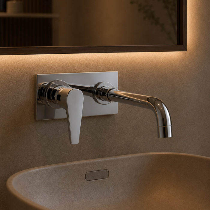 Miscelatore lavabo a muro con piastra marca Piralla mod. Baci