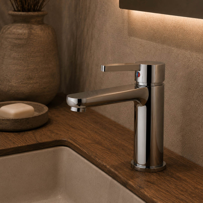 Miscelatore monocomando lavabo marca Piralla Mod. Abbracci