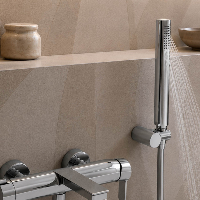 Miscelatore esterno vasca con shower set mod. Brezza