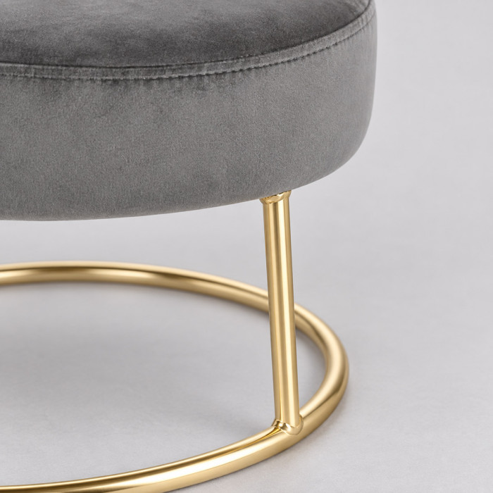Pouf decorativo grigio e oro per camera da letto