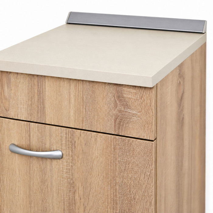Mobile BASIC Rovere Well ambientato in una cucina moderna